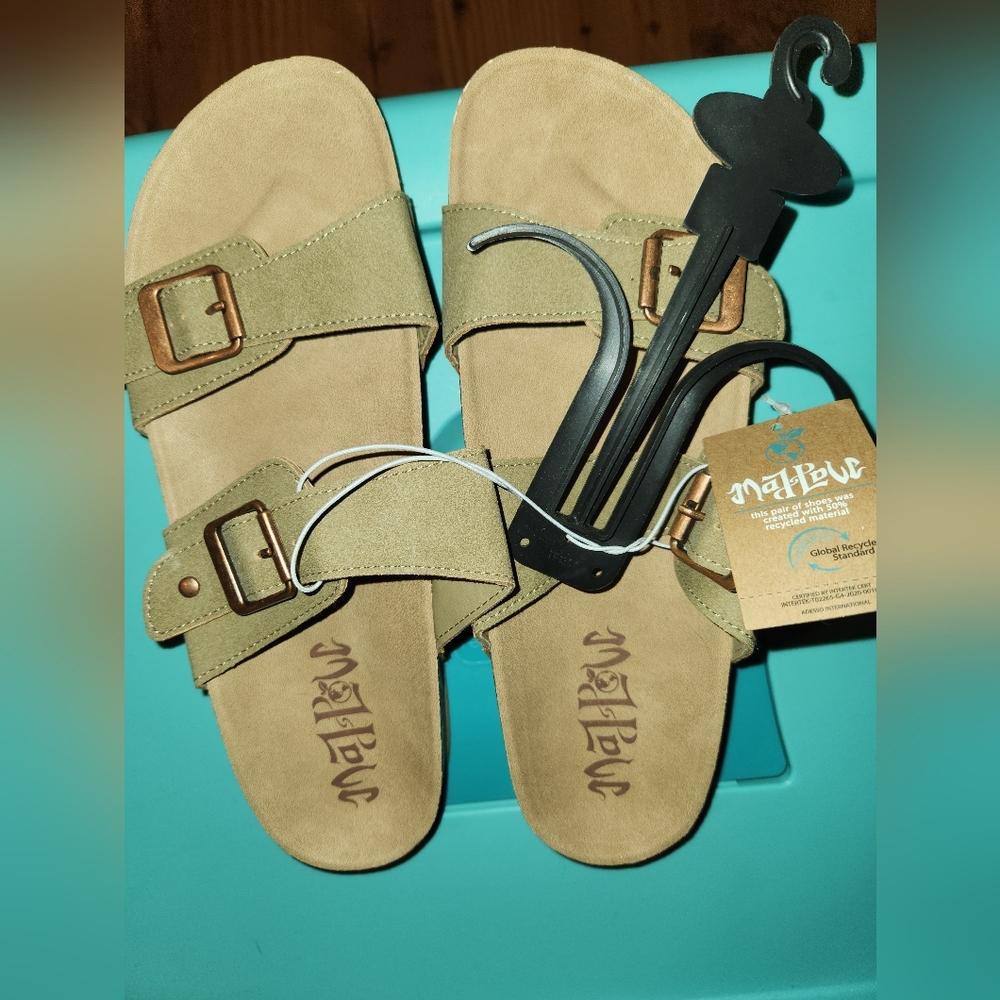 Womens sandals